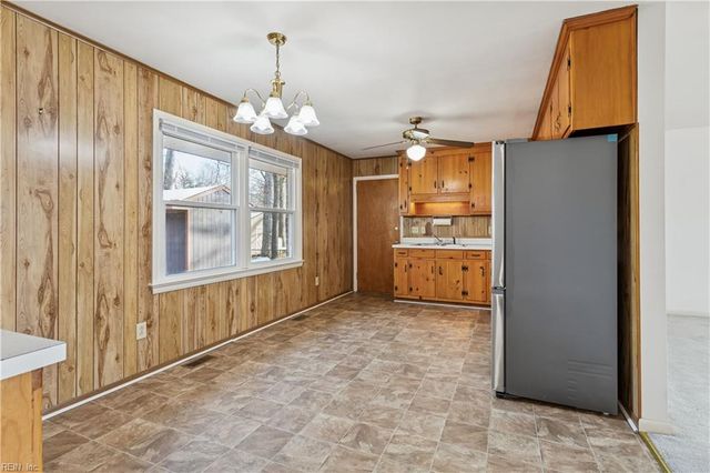 876 Cascade DR, Newport News, VA 23608