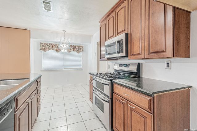 4002 Stathmore, San Antonio, TX 78217