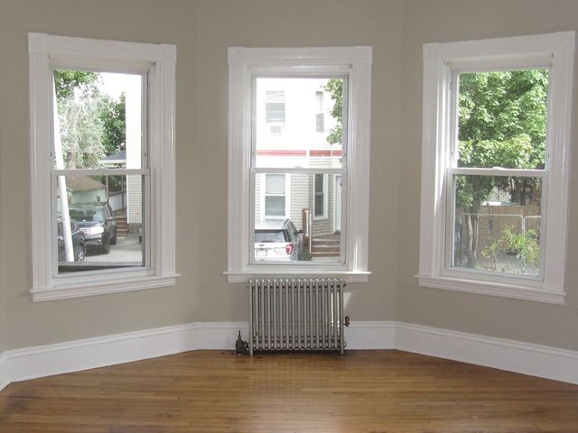 2 Sturgis Street 1, Worcester, MA 01605