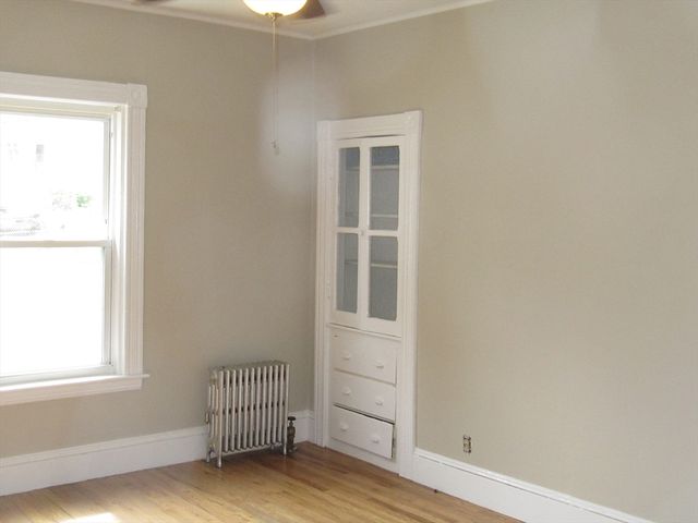 2 Sturgis Street 1, Worcester, MA 01605