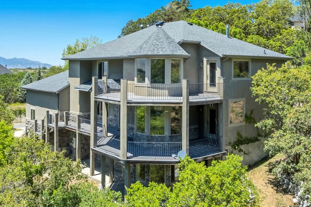 3207 E CANYON OAK CIR, Sandy, UT 84092