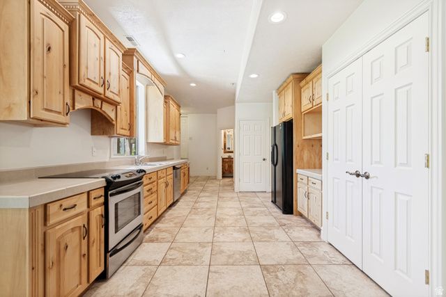 3207 E CANYON OAK CIR, Sandy, UT 84092