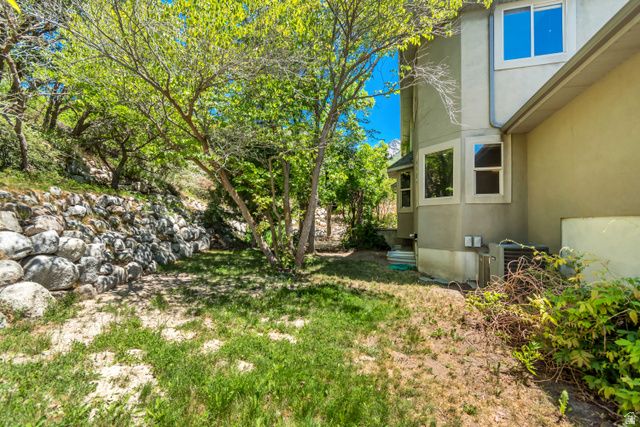 3207 E CANYON OAK CIR, Sandy, UT 84092