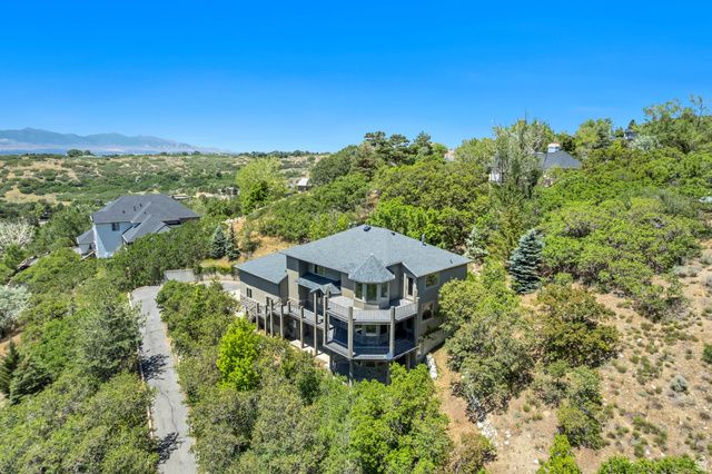3207 E CANYON OAK CIR, Sandy, UT 84092