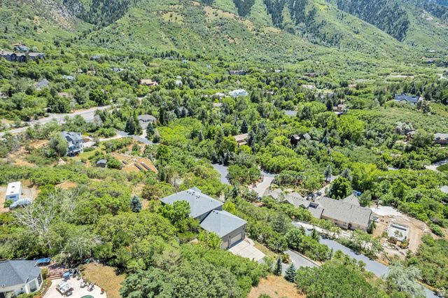 3207 E CANYON OAK CIR, Sandy, UT 84092