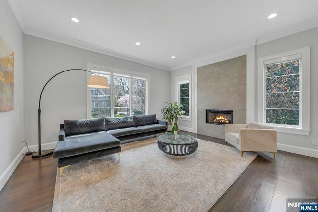 45 Brook Way, Demarest, NJ 07627