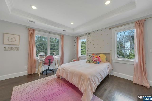 45 Brook Way, Demarest, NJ 07627
