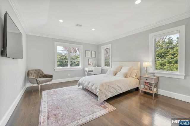45 Brook Way, Demarest, NJ 07627
