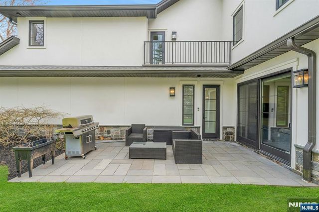 45 Brook Way, Demarest, NJ 07627
