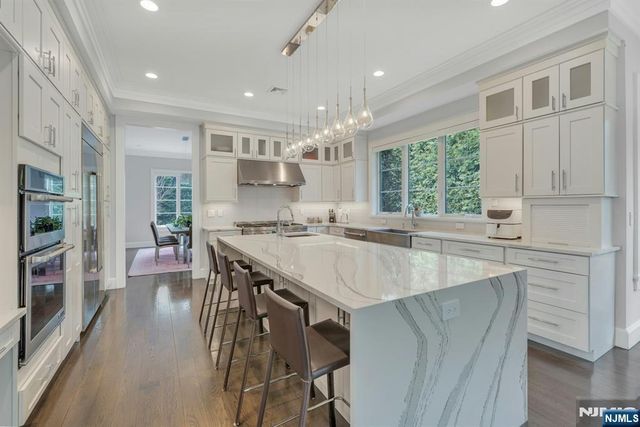 45 Brook Way, Demarest, NJ 07627