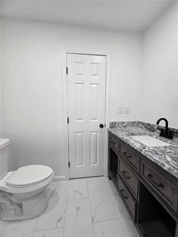 2499 Sylvan Road, East Point, GA 30344