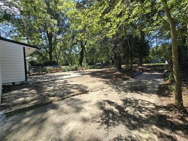 2499 Sylvan Road, East Point, GA 30344