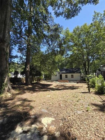 2499 Sylvan Road, East Point, GA 30344