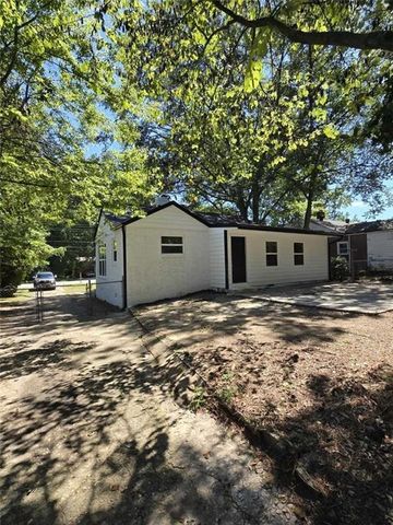 2499 Sylvan Road, East Point, GA 30344