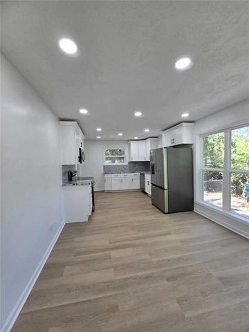 2499 Sylvan Road, East Point, GA 30344