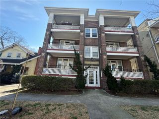 527 W 36th St Apt 201, Norfolk, VA 23508