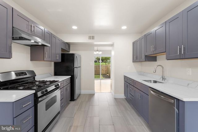 950 PAULSBORO DR, Rockville, MD 20850