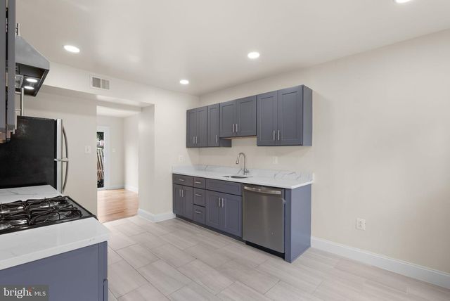 950 PAULSBORO DR, Rockville, MD 20850