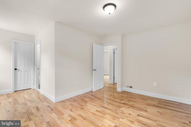 950 PAULSBORO DR, Rockville, MD 20850