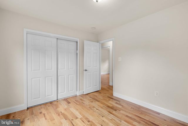 950 PAULSBORO DR, Rockville, MD 20850