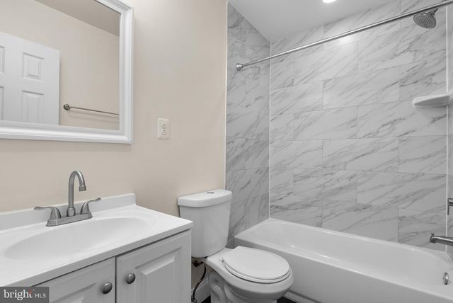 950 PAULSBORO DR, Rockville, MD 20850
