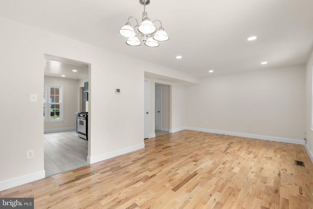 950 PAULSBORO DR, Rockville, MD 20850
