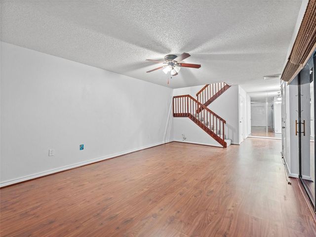 2702 4TH COURT, Palm Harbor, FL 34684