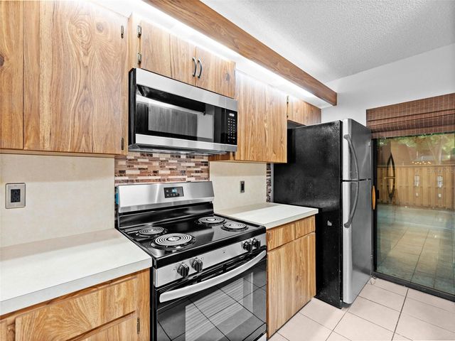 2702 4TH COURT, Palm Harbor, FL 34684