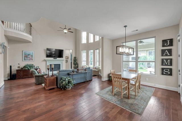 11 Rosy Finch Place, The Woodlands, TX 77389