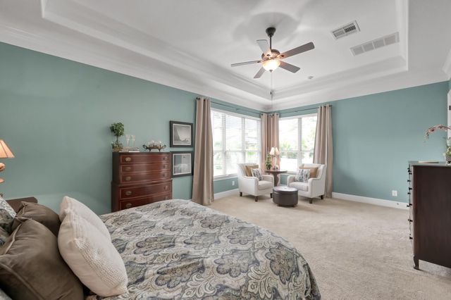 11 Rosy Finch Place, The Woodlands, TX 77389