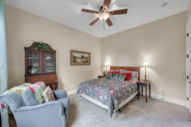 11 Rosy Finch Place, The Woodlands, TX 77389