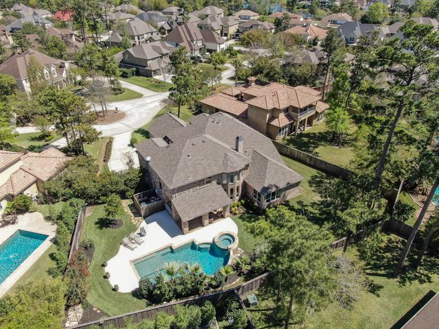 11 Rosy Finch Place, The Woodlands, TX 77389