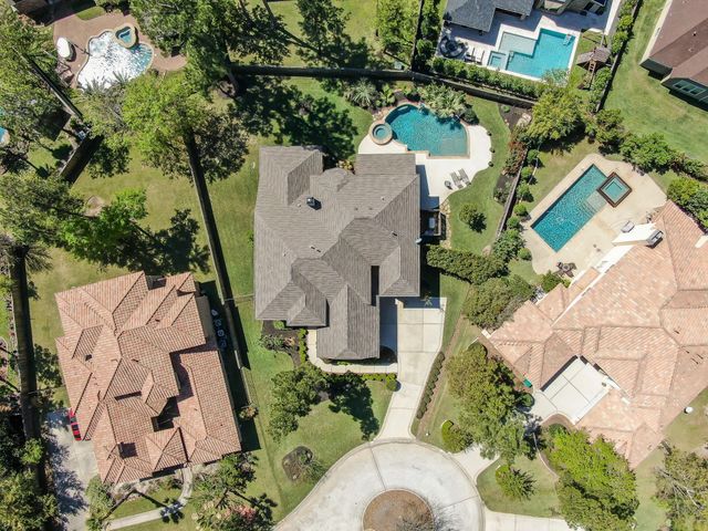 11 Rosy Finch Place, The Woodlands, TX 77389