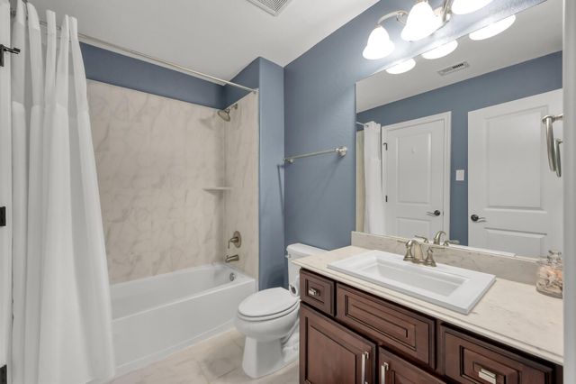 11 Rosy Finch Place, The Woodlands, TX 77389