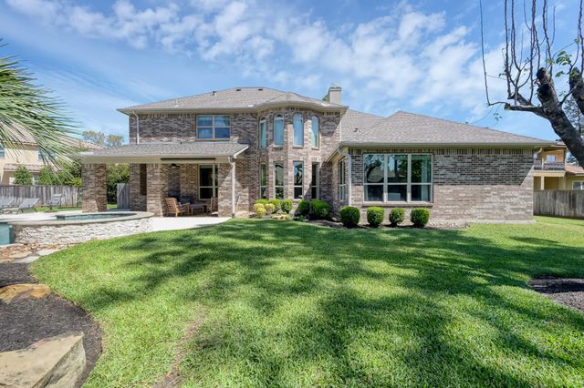 11 Rosy Finch Place, The Woodlands, TX 77389