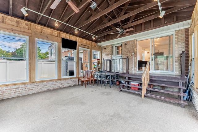 5936 W 97th Street, Oak Lawn, IL 60453