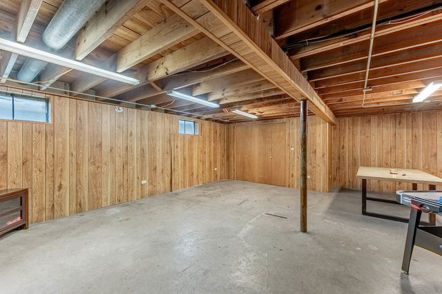 5936 W 97th Street, Oak Lawn, IL 60453