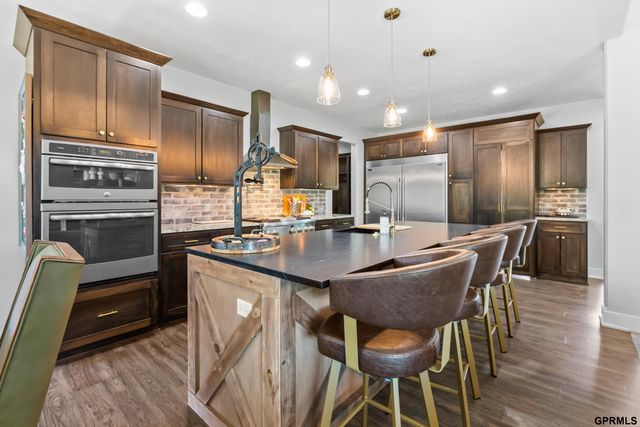 10906 S 175 Street, Omaha, NE 68136