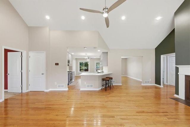 34 Hickory Leaf Lane, Acworth, GA 30101