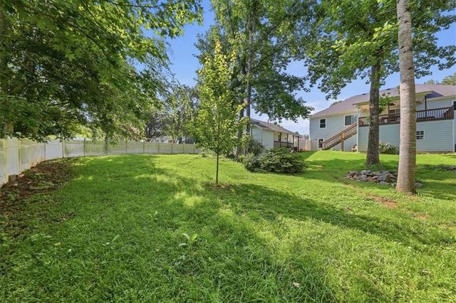 34 Hickory Leaf Lane, Acworth, GA 30101