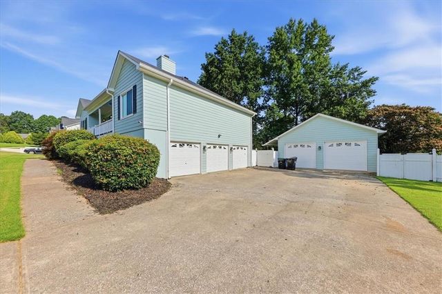 34 Hickory Leaf Lane, Acworth, GA 30101