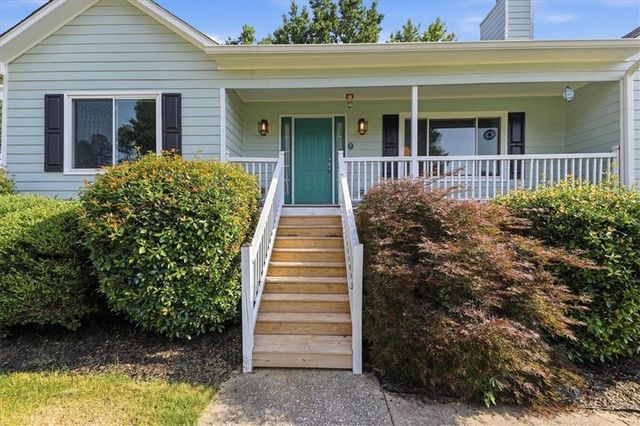 34 Hickory Leaf Lane, Acworth, GA 30101