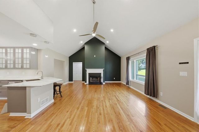 34 Hickory Leaf Lane, Acworth, GA 30101