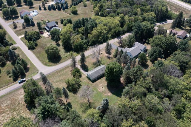 W9806 805th Avenue, River Falls, WI 54022