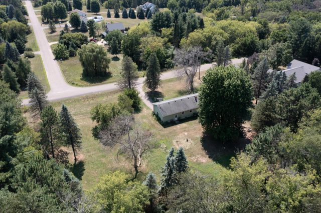 W9806 805th Avenue, River Falls, WI 54022