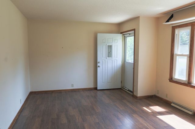 W9806 805th Avenue, River Falls, WI 54022