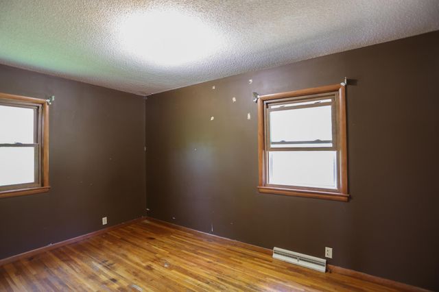 W9806 805th Avenue, River Falls, WI 54022