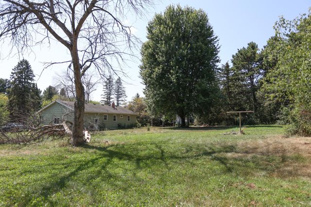 W9806 805th Avenue, River Falls, WI 54022