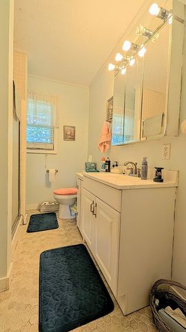 761 County Rd 45, Headland, AL 36345