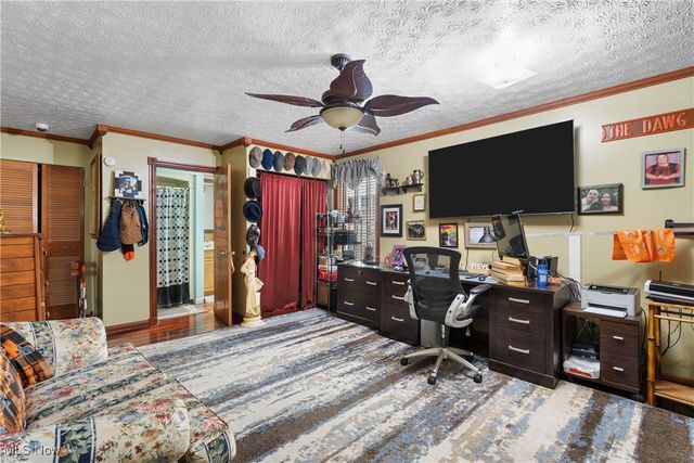 1649 Betz Drive, Akron, OH 44306